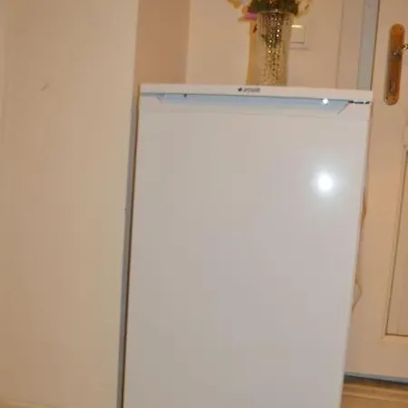 Deniz Manzarasi, Marti Sesleri Esliginde Appartement