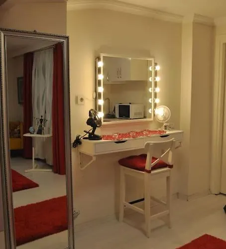 Deniz Manzarasi, Marti Sesleri Esliginde شقة اسطنبول