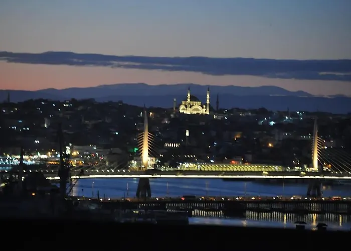 Deniz Manzarasi, Marti Sesleri Esliginde شقة