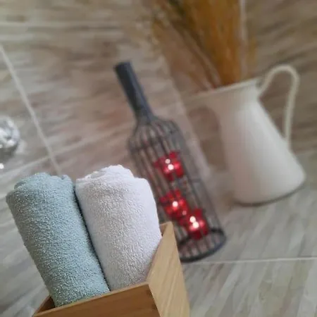 Deniz Manzarasi, Marti Sesleri Esliginde İstanbul